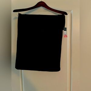 Black pencil skirt, elastic